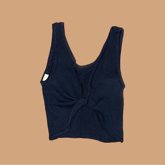 Urban Outfitters Twist Top - Picture 1 of 4